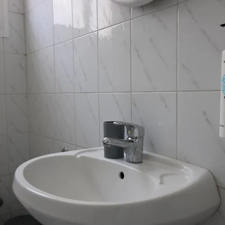 Apartment Raise Coastal Break *