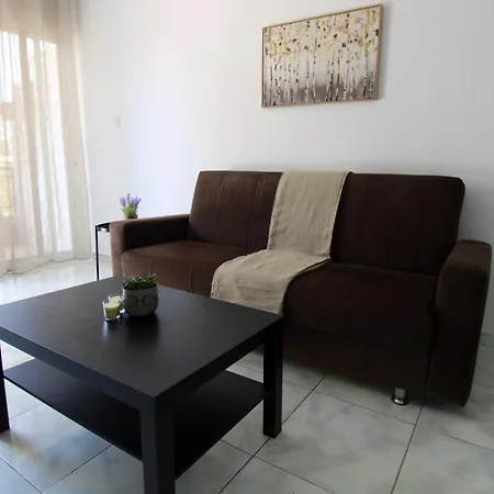 Raise Coastal Break Apartment *