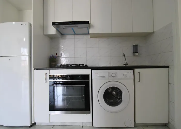 アパート Raise Coastal Break リマソール